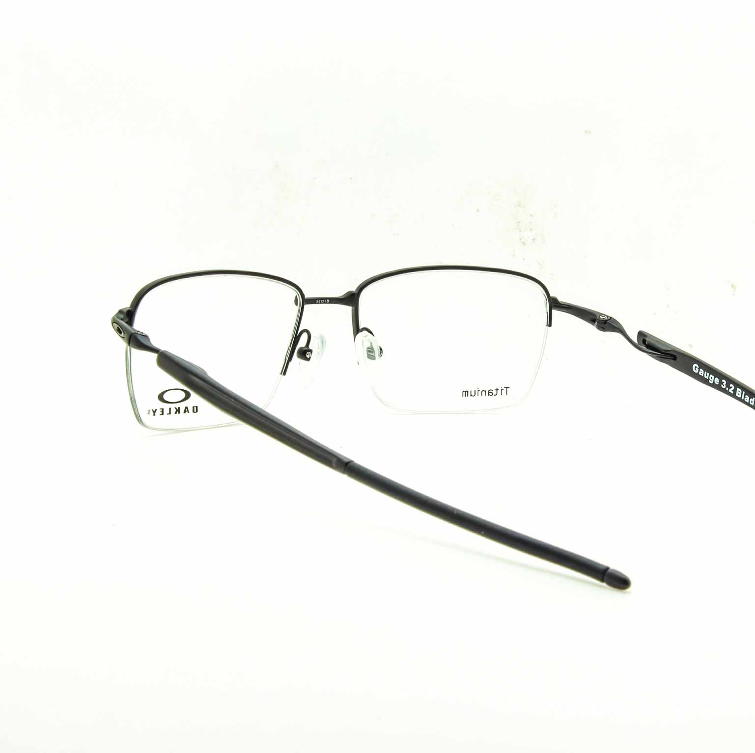 شفرة OAKLEY OX5128 مقاس 3.2