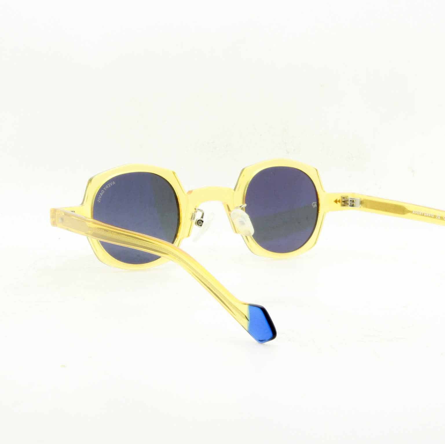 #color_C#576261