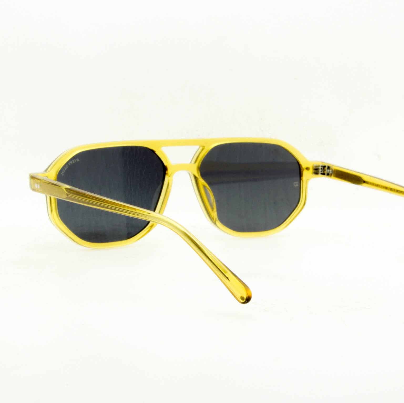 #color_C#576261