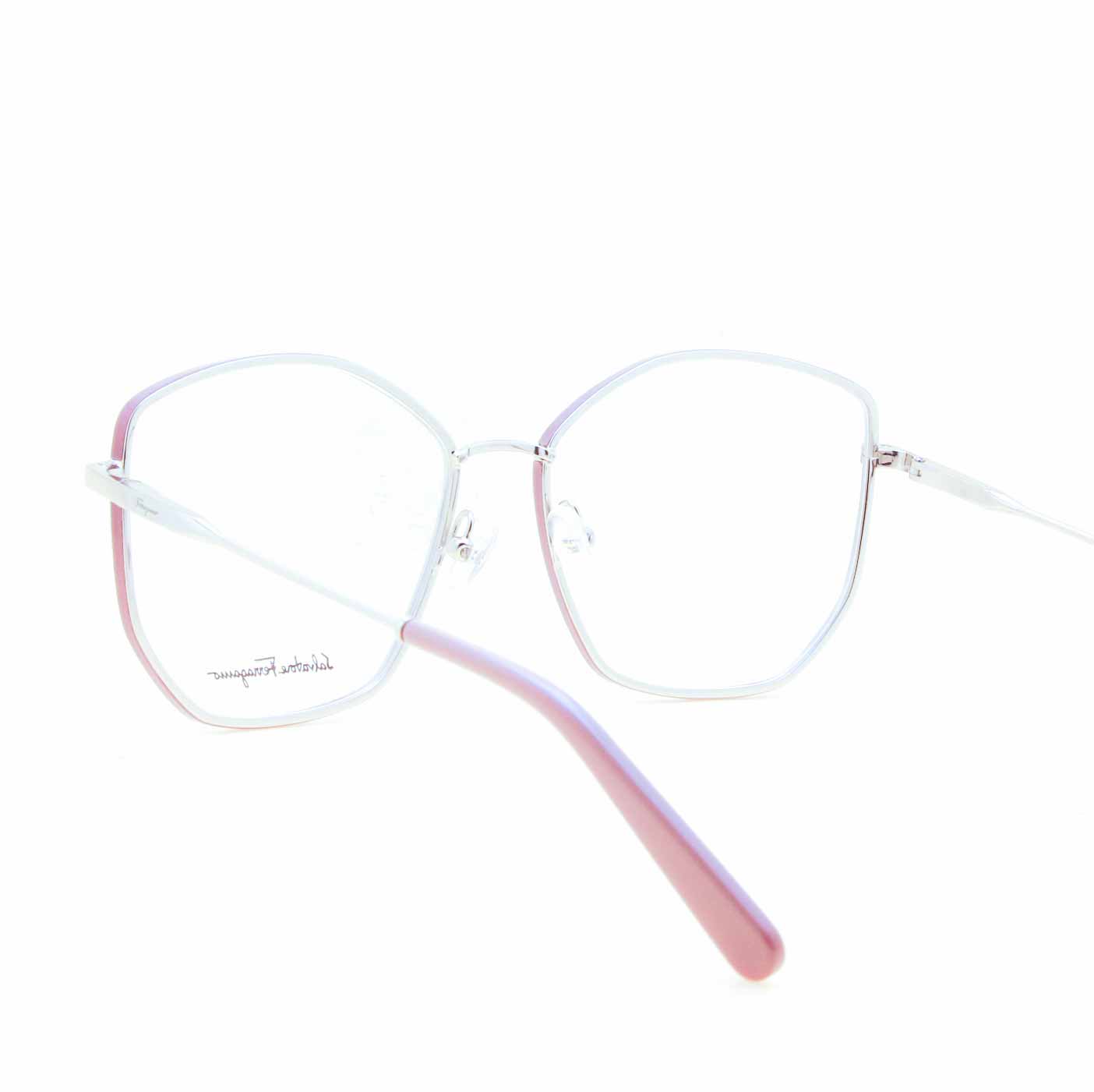 #color_C#367641